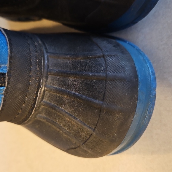 Arctic shield toddler snowboots - Picture 4 of 11